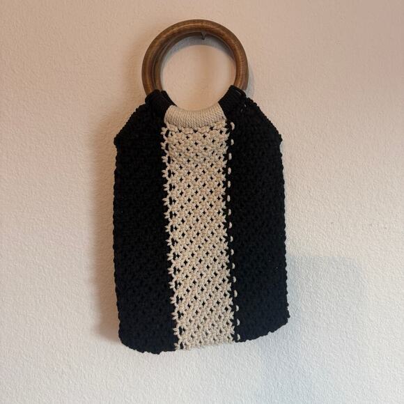 Laude The Label NWT Gabby Mini Macrame Bag Black/White Wooden Handle Woven Purse - Picture 3 of 6